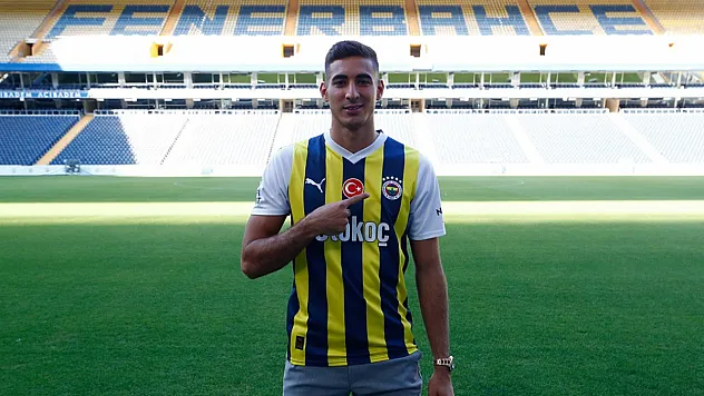 Fenerbahçe'de sakatlık: Mert Müldür'ün menisküsünde yırtık tespit edildi