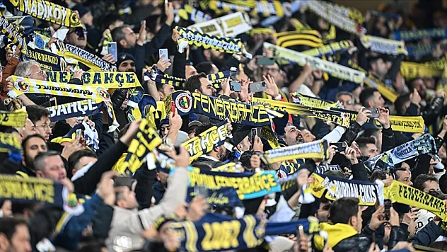 Fenerbahçe'den sezon finaline büyük jest: Eyüpspor maçı biletleri kadın ve çocuklara ücretsiz