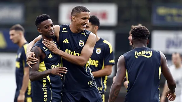 Fenerbahçe, Feyenoord maçı hazırlıklarını sürdürdü