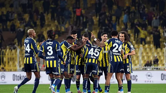 Fenerbahçe, Gaziantep FK'yı 4 golle geçti
