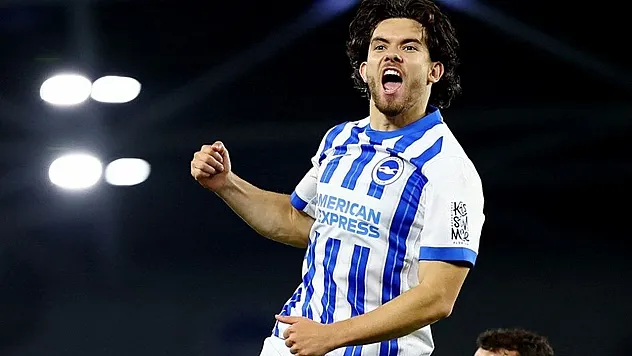 Ferdi Kadıoğlu İngiltere'yi Salladı! Brighton'da Yılın Oyuncusu Seçildi