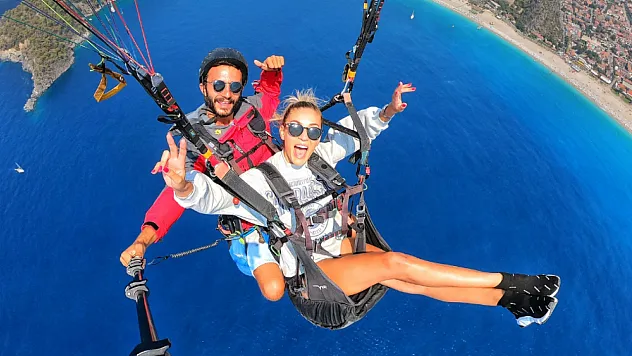 Fethiye Yamaç Paraşütü ile Gökyüzünde Akdeniz'i Keşfedin
