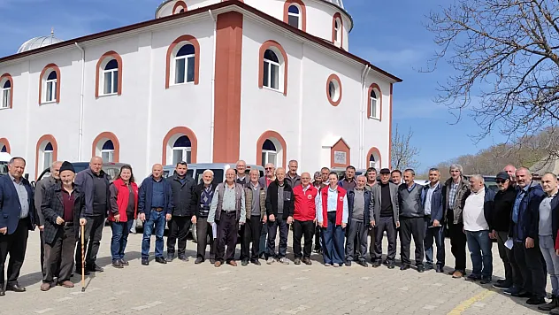 Fındığın baş belasına karşı 19 Mayıs'ta kokarca mesaisi