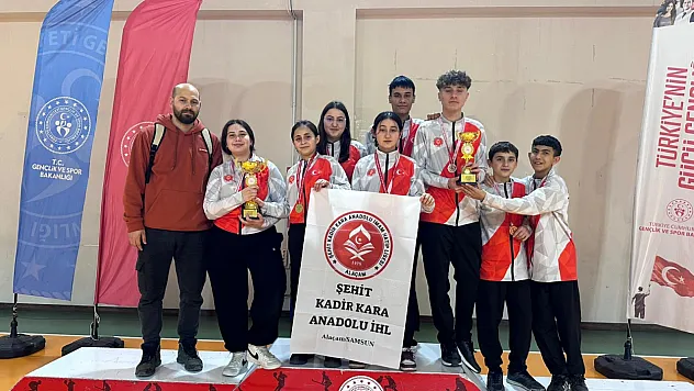 Floor Curling'de il birincisi Alaçam'dan