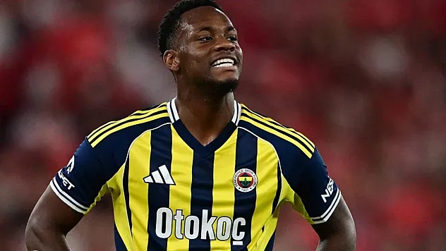 Galatasaray'da Jhon Duran Kararı! Okan Buruk'tan Transfer İçin Kritik Rapor