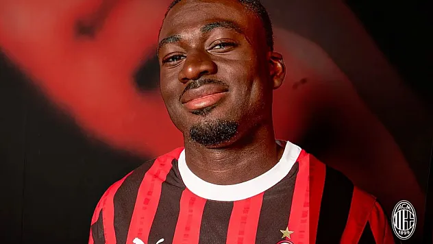 Galatasaray'dan dev transfer hamlesi Leao'nun ardından Youssouf Fofana iddiası
