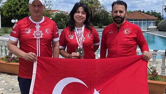 Galler'de Türkiye'yi temsil edecek en genç sporcu
