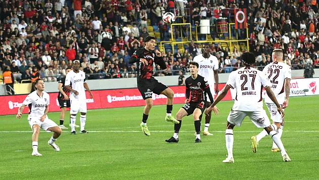 Gençlerbirliği-Trabzonspor Maçında Sessizlik