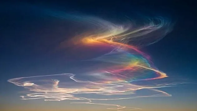 Gökyüzünde nadir doğa olayı: ateş gökkuşağı