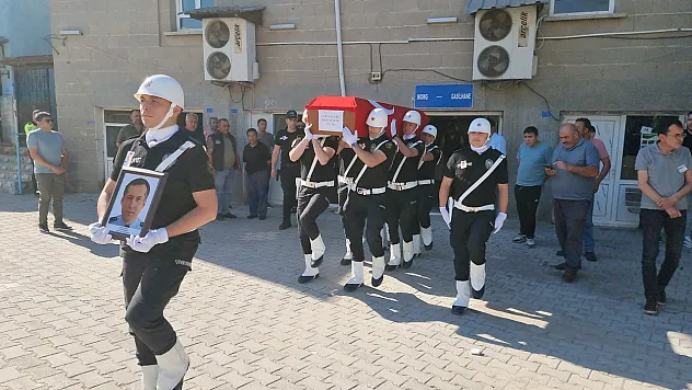 Görev başında vefat eden polis memuru toprağa verildi