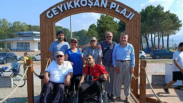 Görme engelliler 6'ncı piknikte buluştu