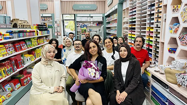 Gülhan Tuba Çelik Samsun'da okurlarıyla buluştu
