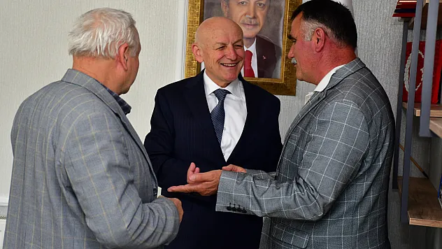'Halk Günü' buluşmalarıyla sorunlara yerinde çözüm