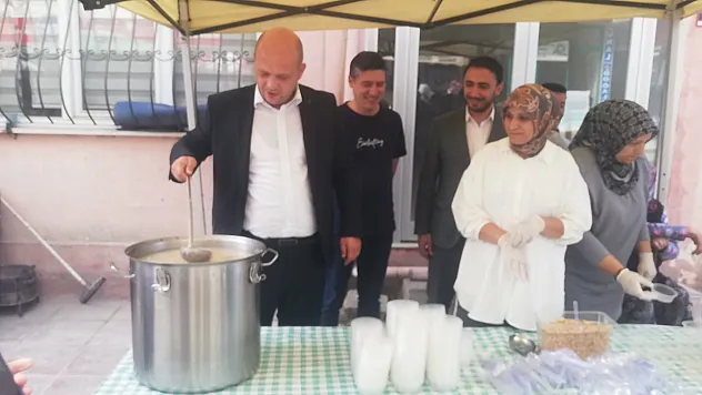 Hanönü'nde aşure ikramı