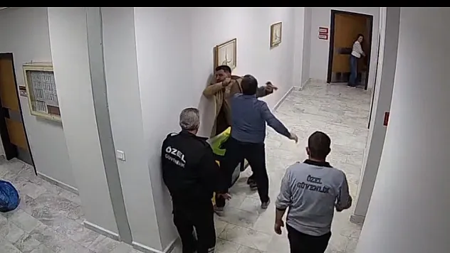 Hastane müdürünün darbettiği personel konuştu