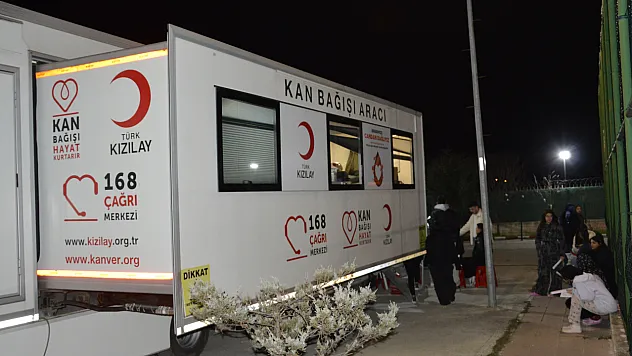 Havza'da KYK yurdunda iftar sonrası kan bağışı yapıldı