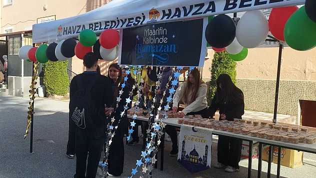 Havza'da Liselilere Maarifin Kalbinde Ramazan kapsamında lokma ikramı