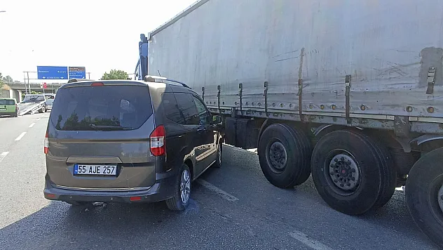 Havza'da Zincirleme Kaza: 3 Yaralı