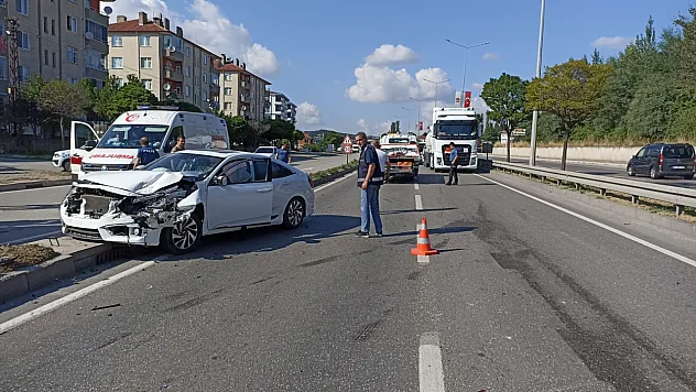 Havza'da zincirleme trafik kazası: 2 kişi yaralandı