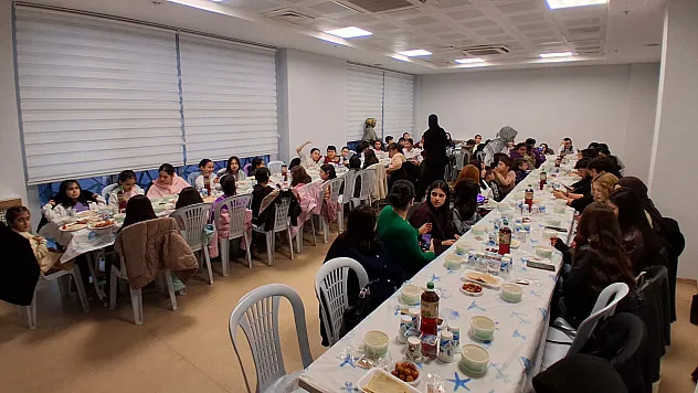 Havza Gençlik Merkezi'nde iftar programı düzenlendi