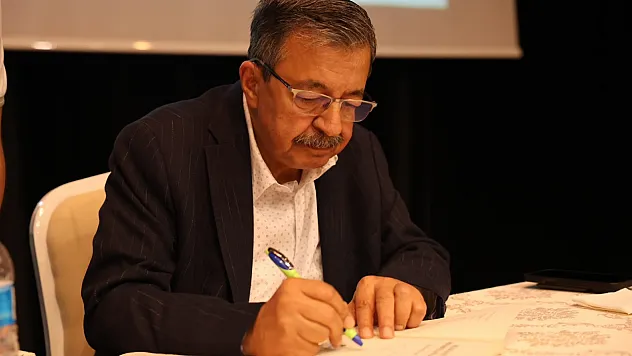 Hayati İnanç, Vezirköprü Kitap Günleri'nde okurlarıyla buluştu