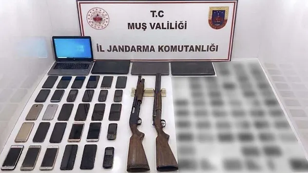 Hesaplarında 2 milyar liralık hareketlilik bulunan 16 kişi tutuklandı