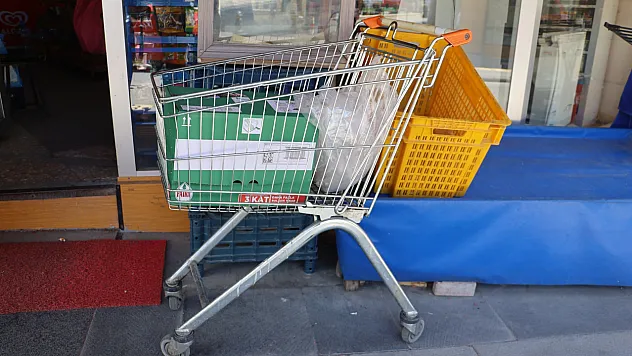 Hırsızlık sanılan olayın altından yürek ısıtan hikaye çıktı