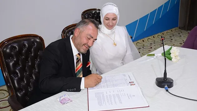 İl Müftüsü, müftülük personelinin nikahını kıydı
