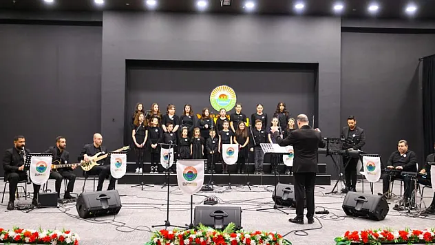 İlkadım belediyesi Barış Manço'yu andı