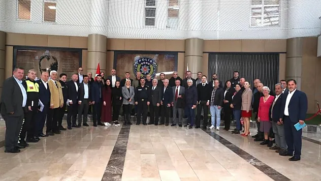 İlkadım'da Muhtarlarla Güvenlik Toplantısı