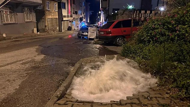 İlkadım'da Su Borusu patladı