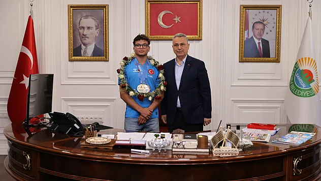 İlkadımlı Güreşçi Oğuzhan Kaya'dan Gümüş Madalya
