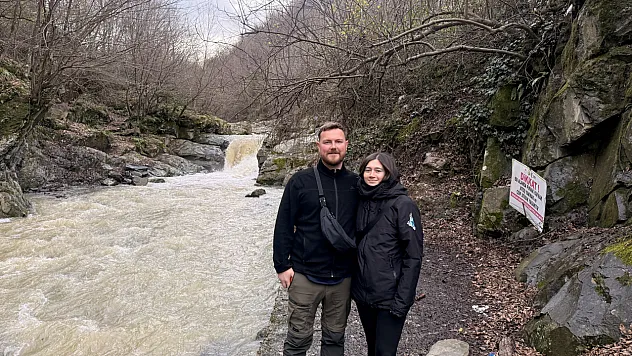 İngiltere'den Yola Çıktılar, Alaçam'da Mola Verdiler: Hedef Vietnam