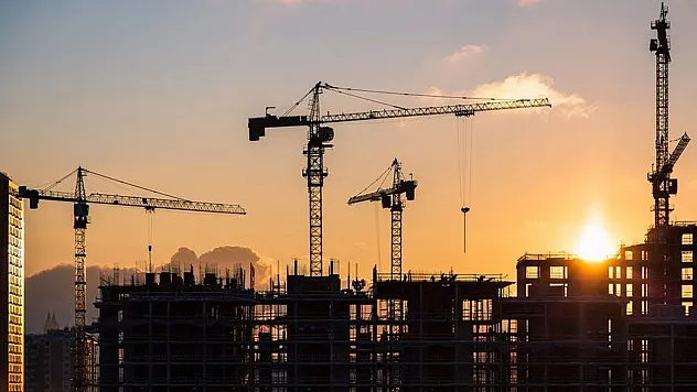 İnşaat maliyet endeksi Şubat 2026'da yükseldi: Yıllık artış yüzde 25'i aştı