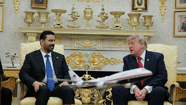 Irak Başbakanı Zeydi, Beyaz Saray'da Trump ile bir araya geldi