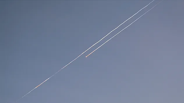 İran'a 'sınırlı saldırı' düzenledi