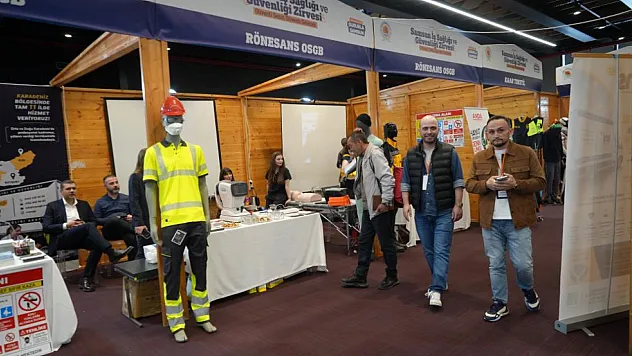 İş Güvenliği İçin Farkındalık Zirvesi Düzenlendi