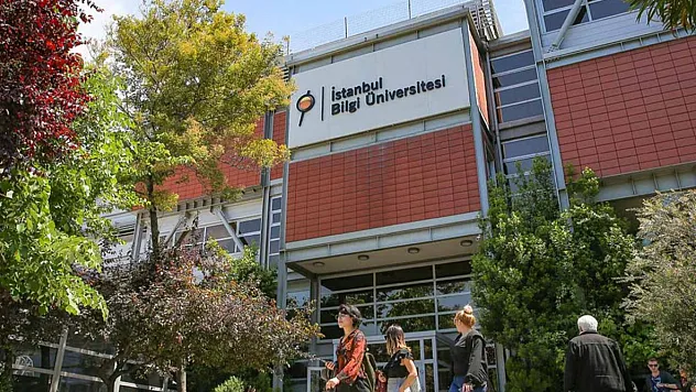 İstanbul Bilgi Üniversitesi Erdoğan'ın imzasıyla kapatıldı
