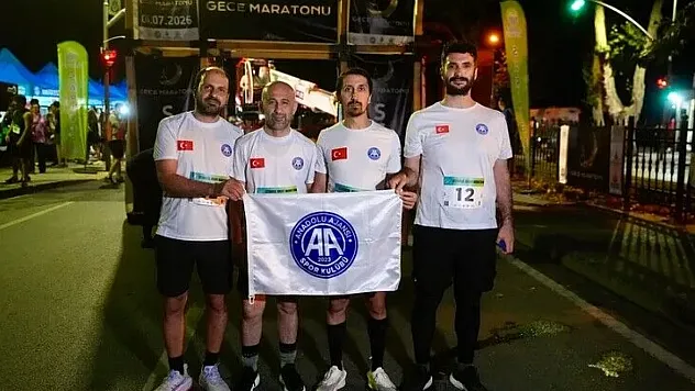 İstanbul'da ilk Gece Maratonu heyecanı: 32 ülkeden 370 sporcu ter döktü