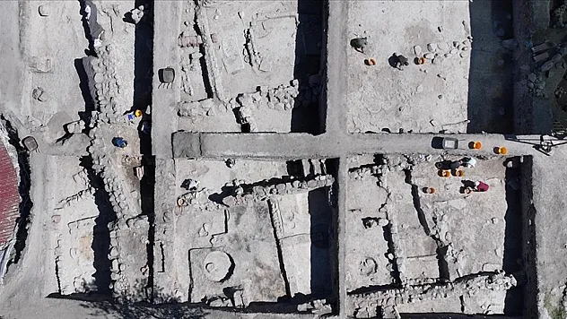 İzler gün yüzüne çıkıyor