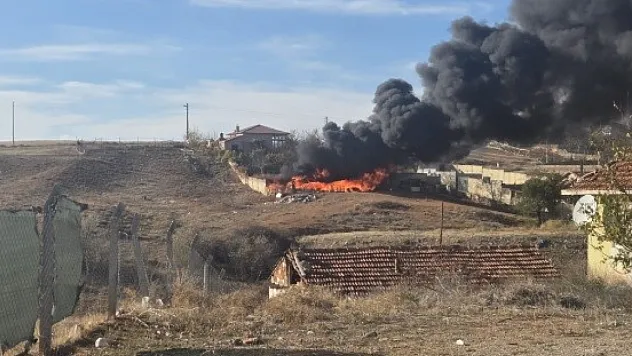 Jandarmanın dikkati yangını önledi