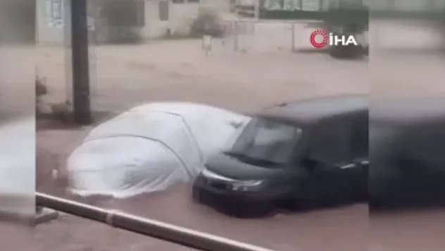 Japonya'daki toprak kaymasında 3 kişi öldü