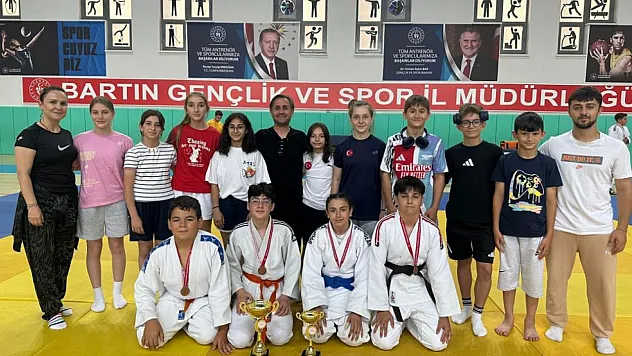 Judoda 12 madalya