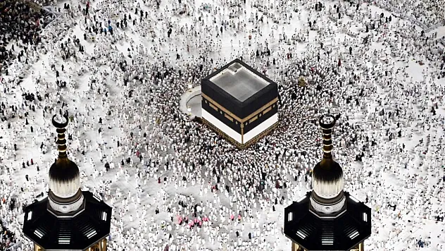 Kabe, 601 Metrelik Kraliyet Saat Kulesi'nden görüntülendi