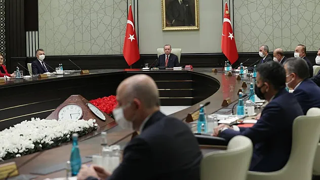 Kabine Toplantısı Başladı: Orta Doğu Krizi, Ekonomi ve Terörle Mücadele Masada