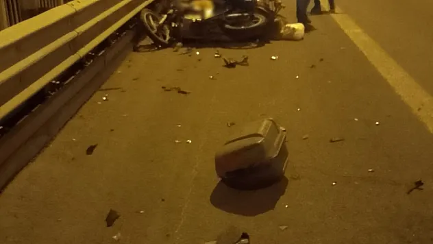 Kamyona arkadan çarpan motosiklet sürücüsü hayatını kaybetti