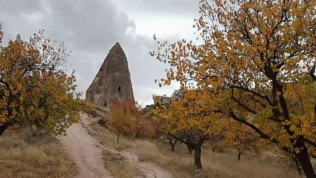 Kapadokya sonbahar renklerine büründü
