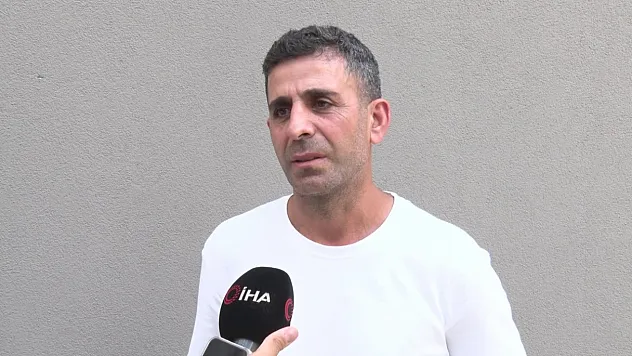 Kapalıçarşı'da altınlarını bozdurmaya gitmişti: Namaz kıldığı camide çantası çalındı