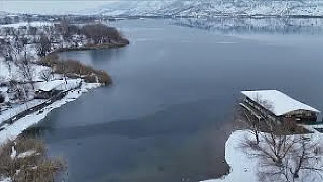 Kar ve Soğuk Gölü Buzla Kapladı