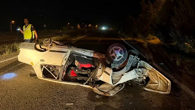 Karabük'te otomobil refüje çarpıp takla attı: 1 ağır yaralı